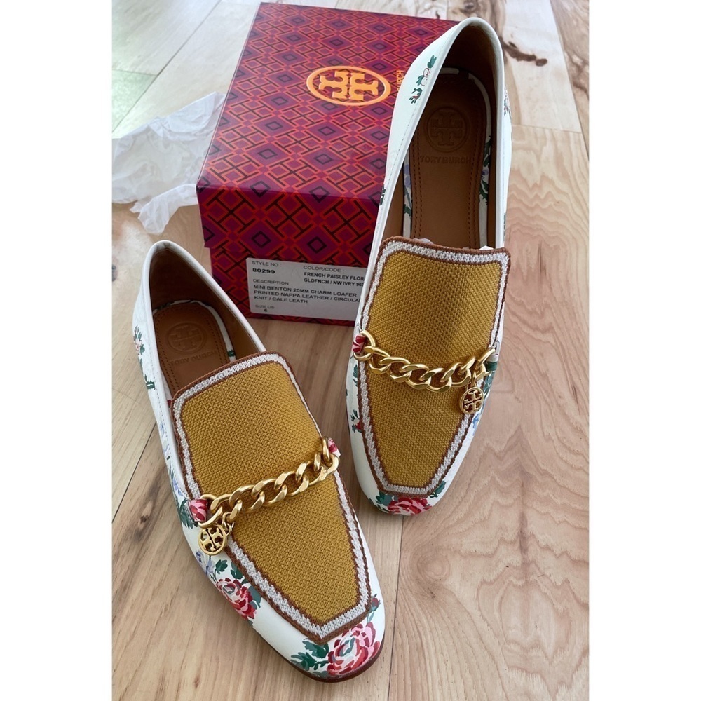 NEW NIB Tory Burch Floral Nappa Leather Circular Knit  Mini Benton Charm Loafers